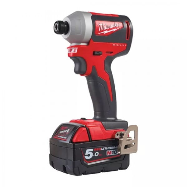 Аккумуляторный импульсный винтоверт Milwaukee M18 BLID2-502X 4933464520 .