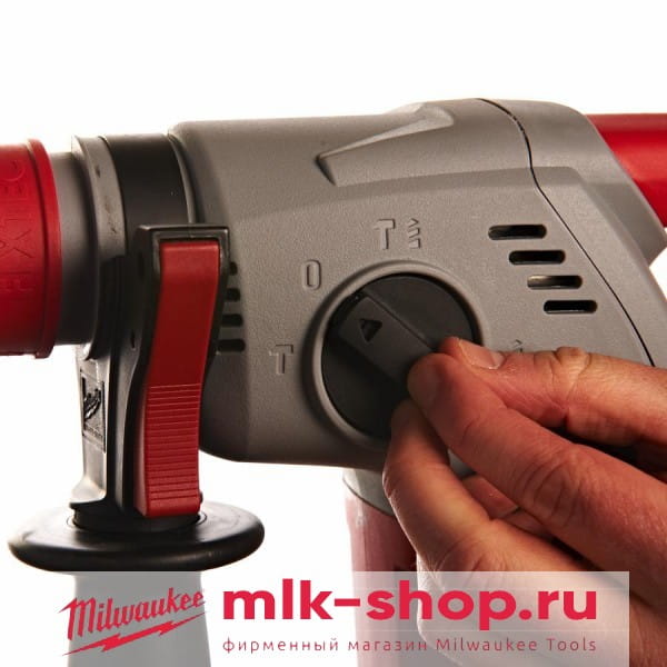 Перфоратор Milwaukee PLH 26 XE