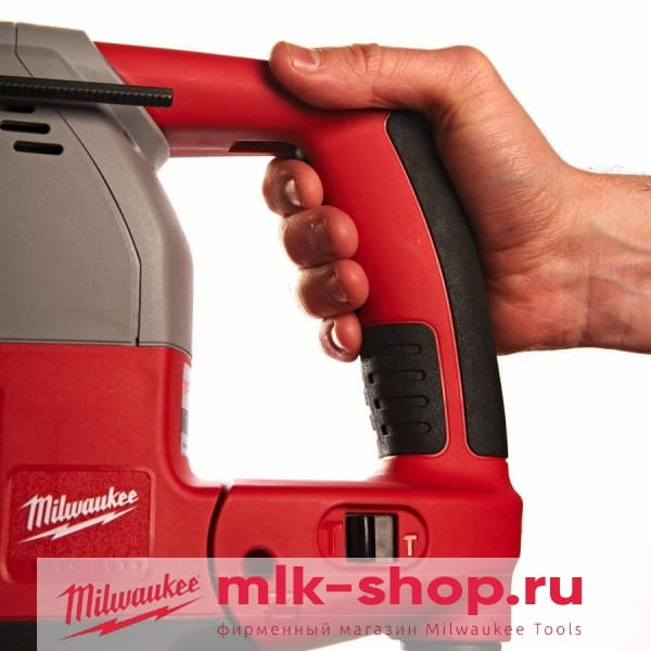 Перфоратор Milwaukee PLH 26 XE