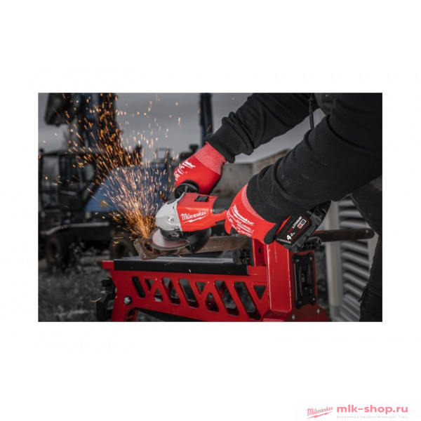 Аккумуляторная угловая шлифовальная машина (УШМ, Болгарка) Milwaukee M18 BLSAG125X-0X