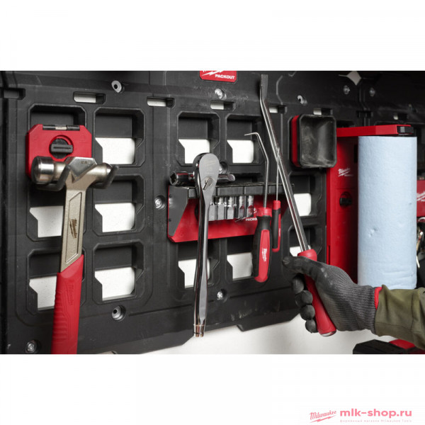 Полка магнитная для хранения PACKOUT™ MILWAUKEE MAGNETIC RACK