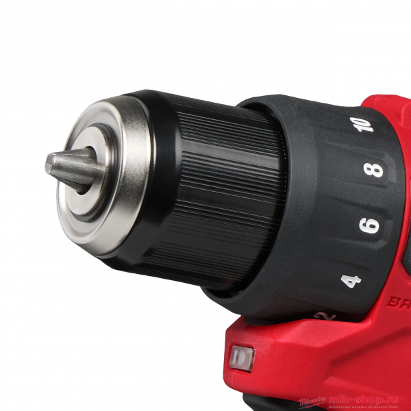 Аккумуляторная дрель-шуруповерт Milwaukee M12 BLDDRC-0