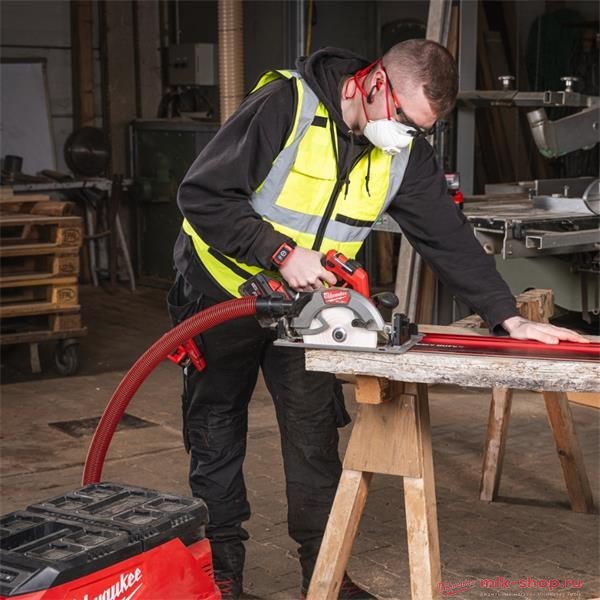 Аккумуляторная циркулярная пила Milwaukee M18 FUEL FCS66GR3-0