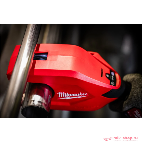Аккумуляторный труборез для нержавеющей стали Milwaukee M12 PCSS54-0