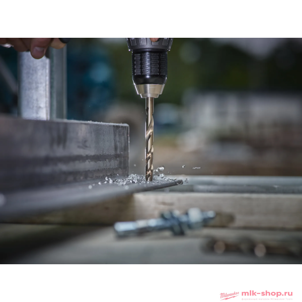 Набор сверл по металлу с содержанием кобальта DIN 338 Milwaukee RED COBALT HSS-G (8 шт) (3-10мм) Набор сверл по металлу с содержанием кобальта DIN 338 Milwaukee RED COBALT HSS-G (8 шт) (3-10мм)