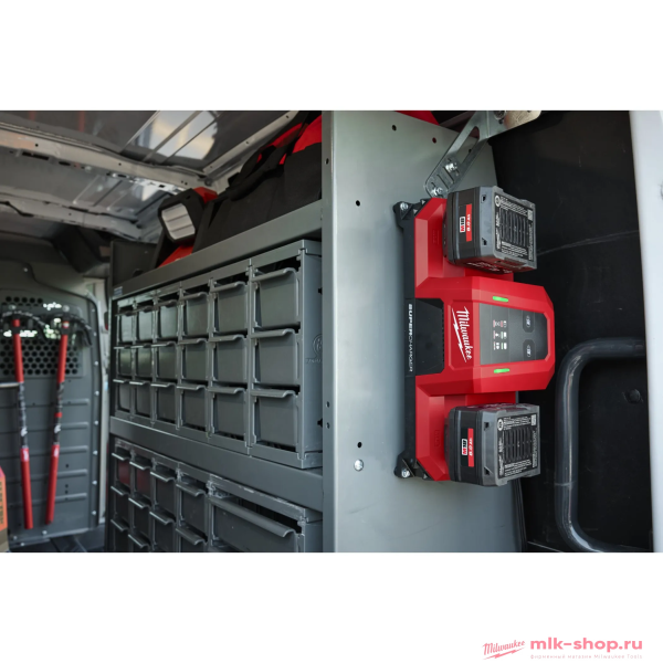 Зарядное устройство быстрое Milwaukee M18 MDBSC (на 2 акк.)