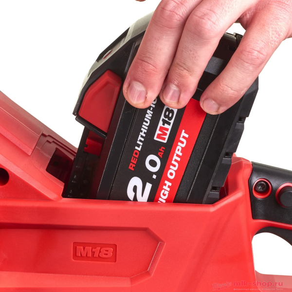 Аккумуляторная цепная пила Milwaukee M18 FUEL FCHSC-122