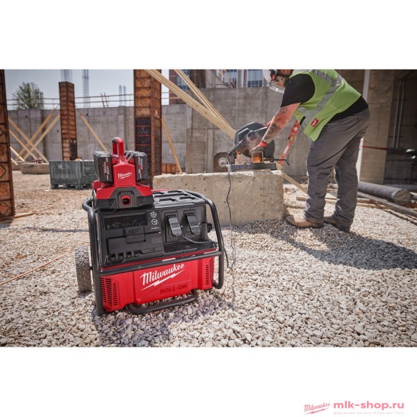 Электрогенератор MILWAUKEE IRPSUOP2500 ROLL-ON 7200 Вт/3600 Вт 2,5 кВтч
