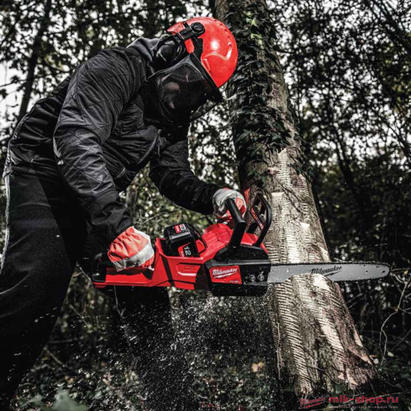 Аккумуляторная цепная пила MILWAUKEE M18 FUEL FCHS-122 [FORGE™]