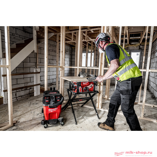 Аккумуляторный пылесос для воды и сухого мусора Milwaukee M18 F2VC23L-0 FUEL