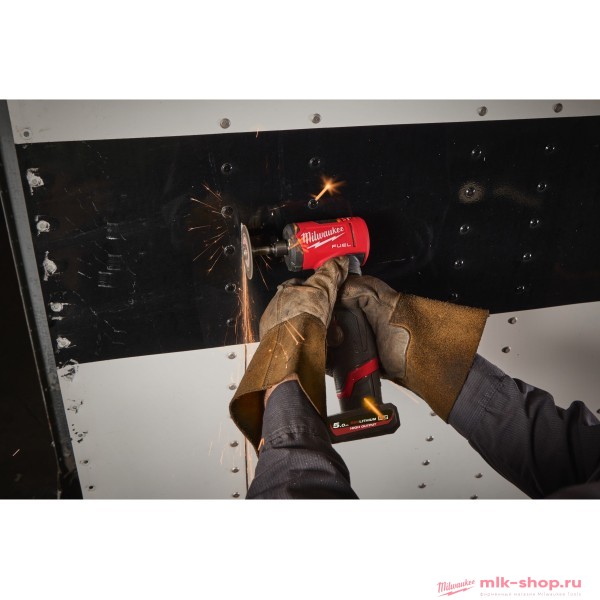 Аккумуляторная цанговая угловая шлифовальная машина Milwaukee M12 FUEL FDGA2-522B
