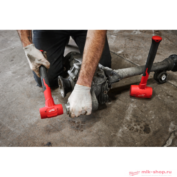 Безынерционный молоток Milwaukee DEAD BLOW HAMMER - 1360 Г Безынерционный молоток Milwaukee DEAD BLOW HAMMER - 1360 Г